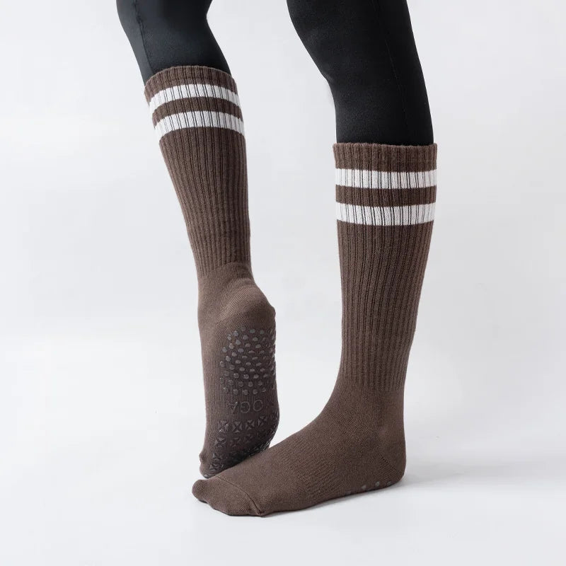 Chaussettes de Yoga Mi-Tube, Adhérence et Confort pour Entraînements - Taille Unique