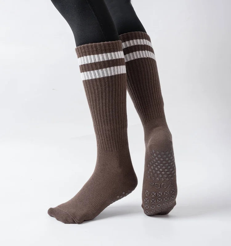 Chaussettes de Yoga Mi-Tube, Adhérence et Confort pour Entraînements - Taille Unique