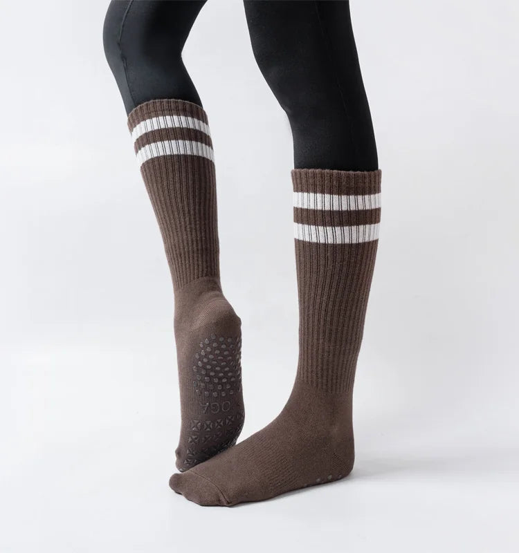 Chaussettes de Yoga Mi-Tube, Adhérence et Confort pour Entraînements - Taille Unique